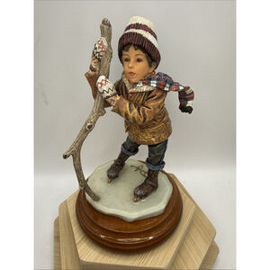 Timeless Treasures Figurine Jim Daly 1998 “On Thin Ice” Signed Numbered Holidays